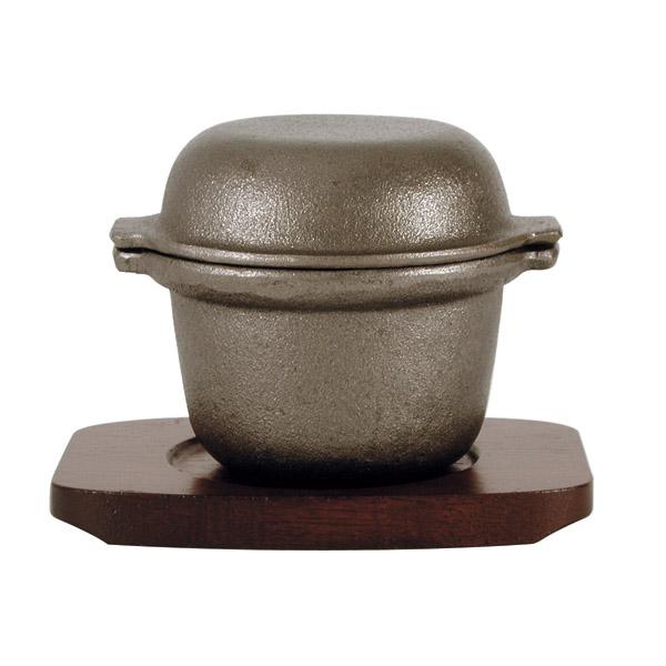 Garlic Prawn Cast Iron Grey Wooden Square Base